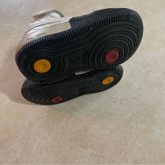 Toddler Boys Baby Nike Air Jordan shoes Taxi Fusion Black white retro size 4C - Picture 8 of 9